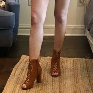 Woman’s Brown Lace Up Healed Booties